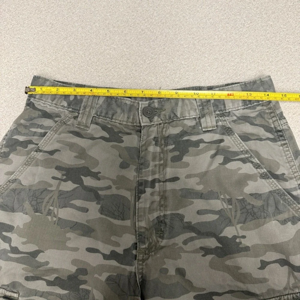 Wrangler Shorts Mens Camo Hiking Outdoors Fishing Sporty Size 30 Utility Y2K